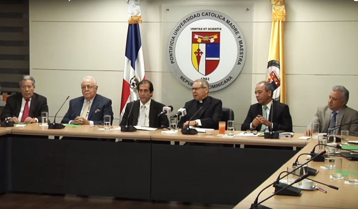 VIDEO:  Pacto Eléctrico. “Sin pausa pero sin prisa”