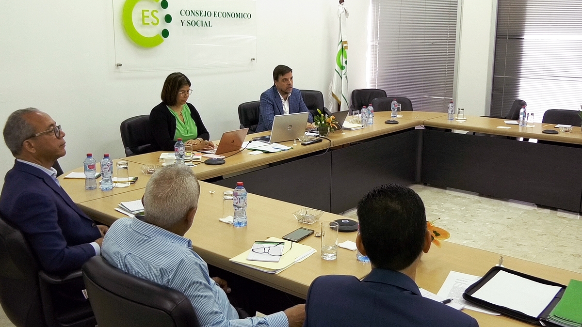 Reunión de la Comisión Especial para el Pacto Eléctrico