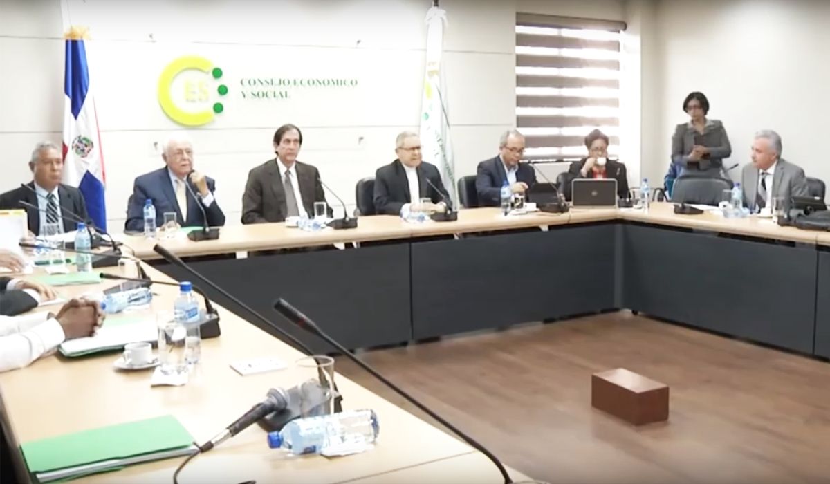 VIDEO: Gobierno reinicia diálogo para la firma del Pacto Eléctrico