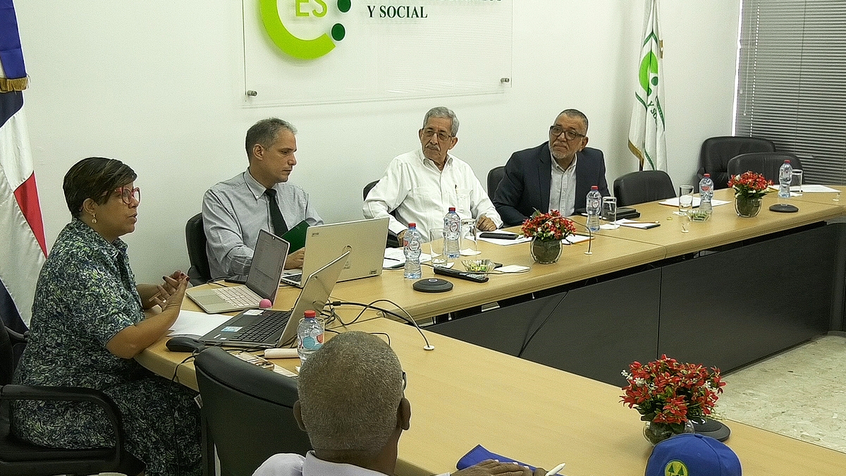 Reunión de la Comisión Especial para el Pacto Eléctrico