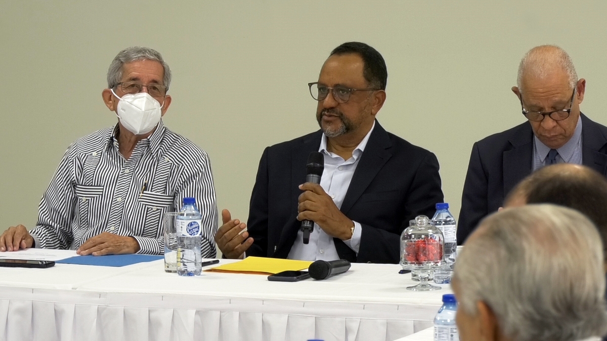 Mesa Temática sobre Transparencia e Institucionalidad firma su Informe Final