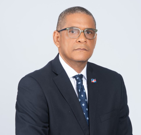 Fernando Pinales