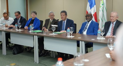 CES entrega al Expresidente Fernández el Informe Final del Diálogo sobre la crisis haitiana