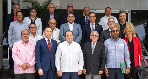 Comisión Ejecutiva del CES se reúne con representantes del Gobierno y de expresidentes